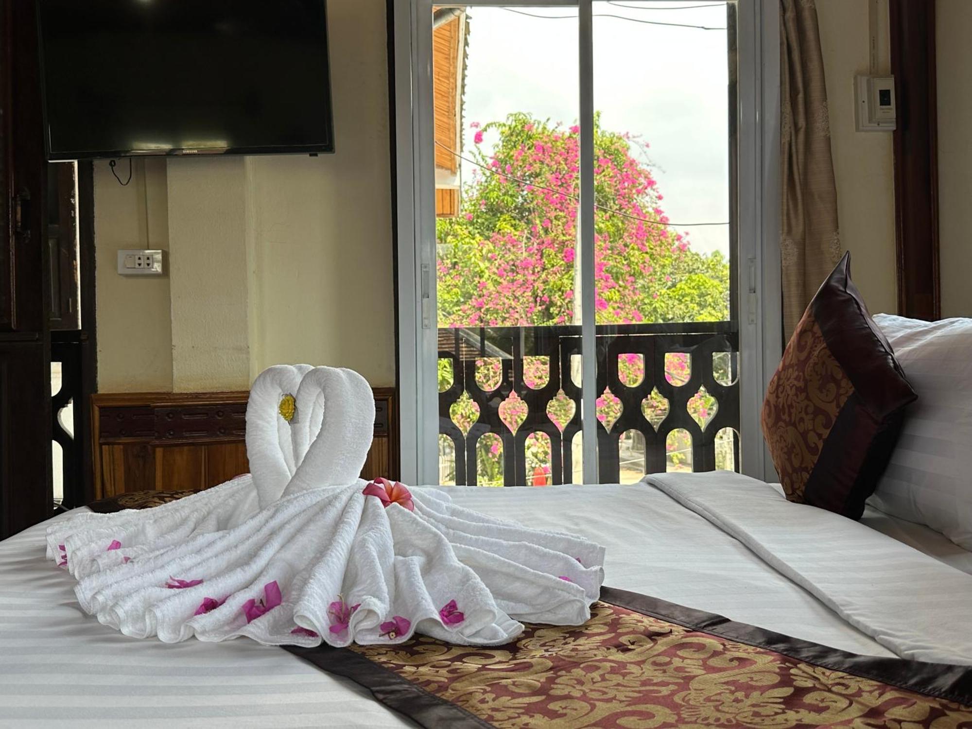 Villa Thida Mekong Riverside ルアンパバーン エクステリア 写真
