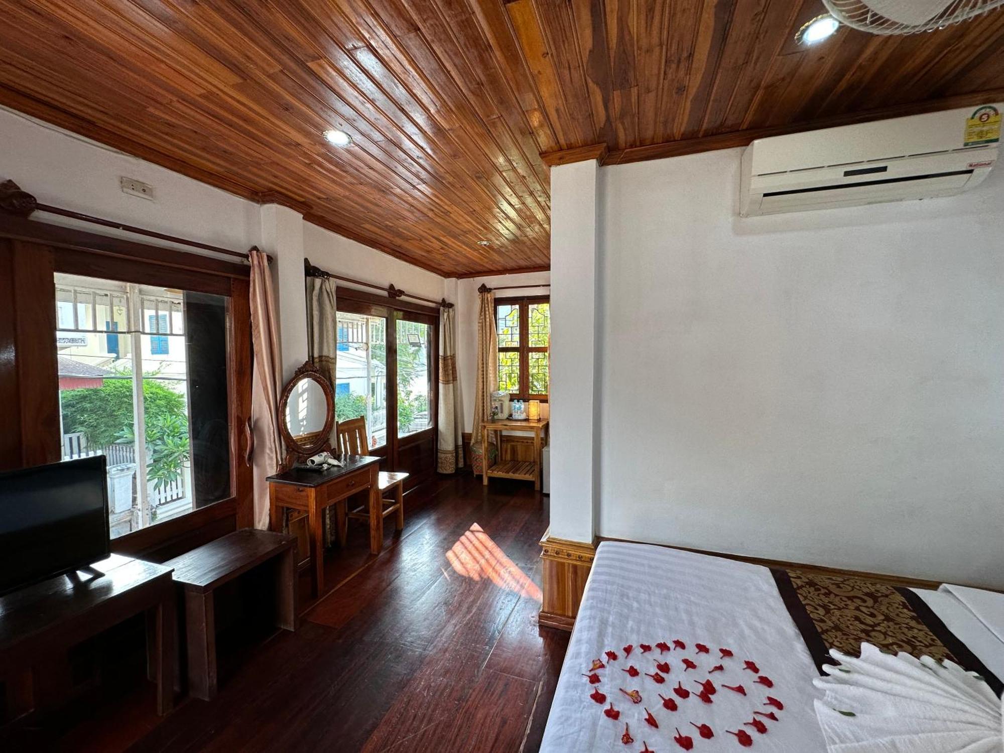 Villa Thida Mekong Riverside ルアンパバーン エクステリア 写真